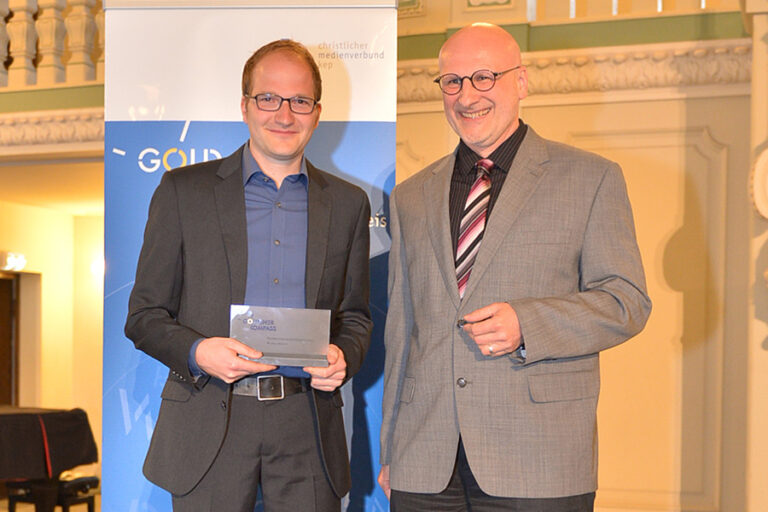 Markus Bender, Preisträger (Journalist); Andreas Odrich, Laudator (Chefredakteur ERF Radio)